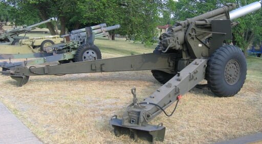 TOWED HOWITZERS