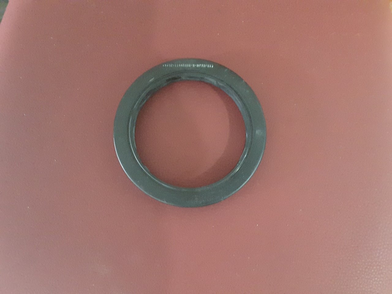 SEAL, PLAIN ENCASED