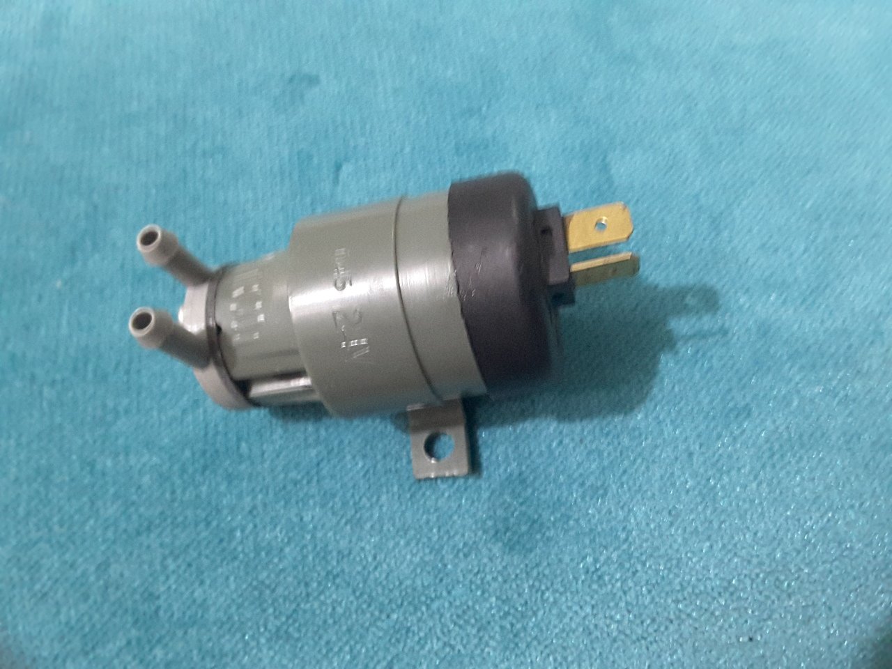 2540-99-833-9948    PUMP,WASHER    271450100310
