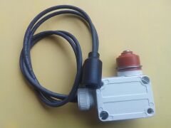 1015-01-026-5256    SWITCH ASSY.    10915381