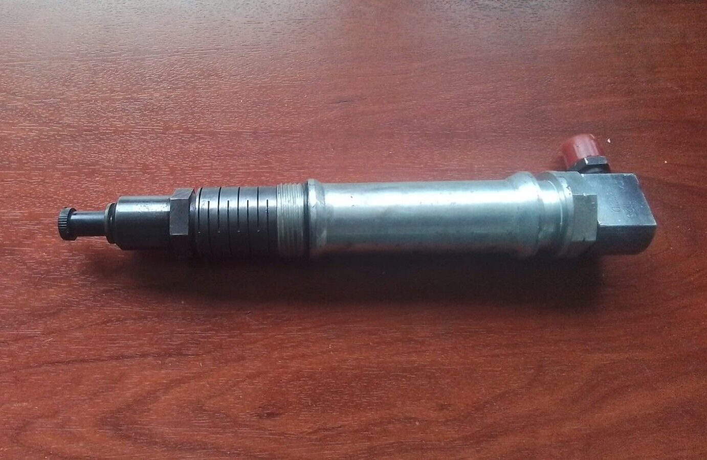 2910-01-509-7176	INJECTOR ASSEMBLY,FUEL     10912452-4