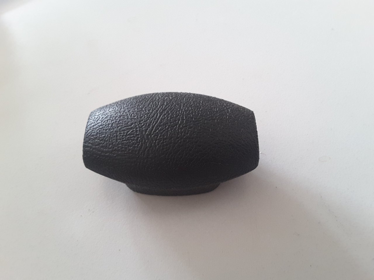 KNOB