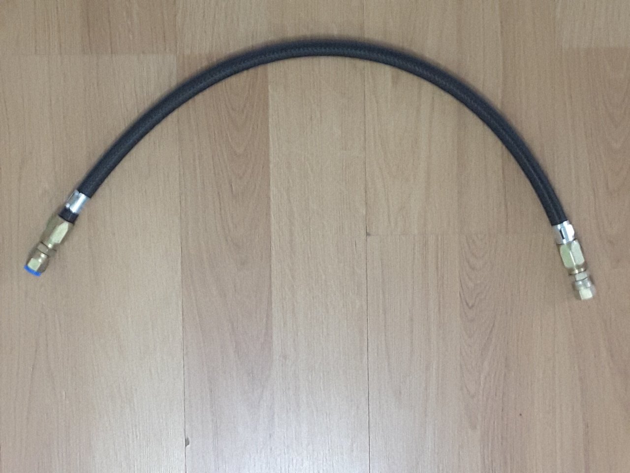 HOSE ASSY. / 4720-01-107-8931