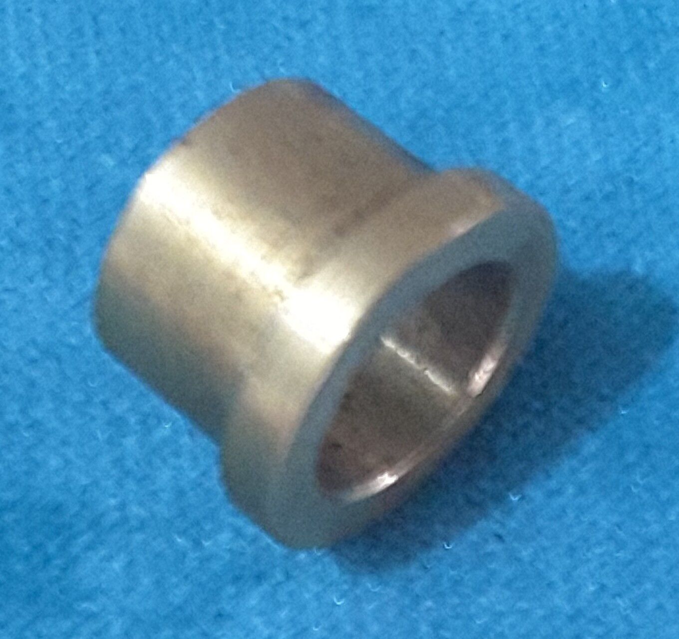 3120-00-930-0743	BEARING,SLEEVE	8335012