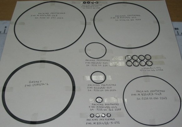 5330-01-026-3205    GASKET AND PACKING SET    5704490