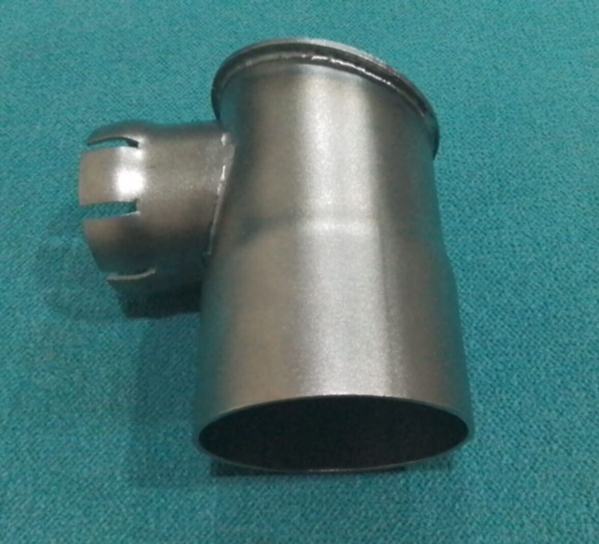 2540-01-078-5770	ELBOW,AIR DUCT	12268778-1