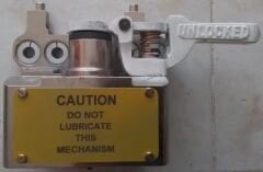 1015-00-763-7330	LOCK ASSY.,TURRET	10905248