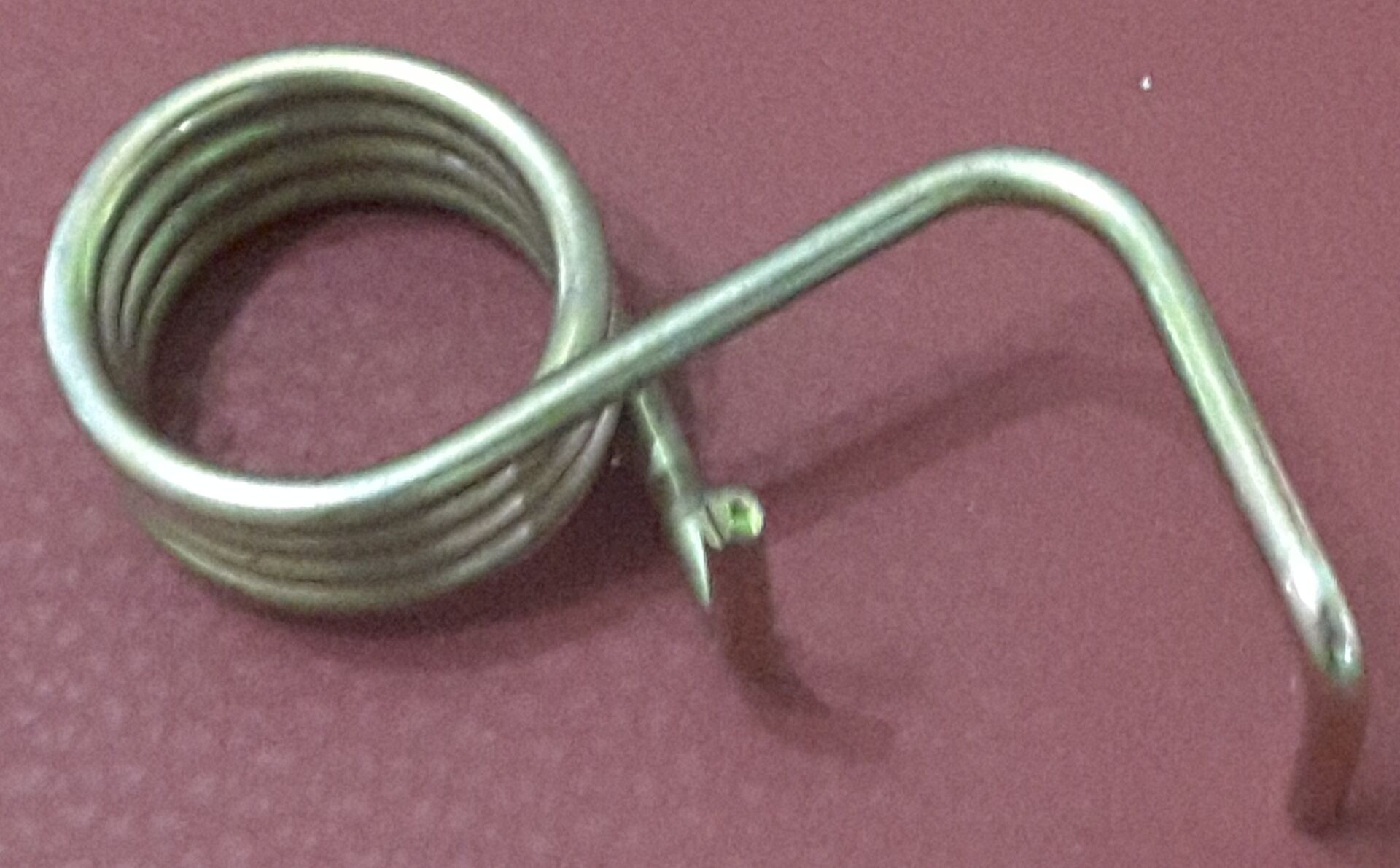 5360-00-745-7811	SPRING,HELICAL	10904160