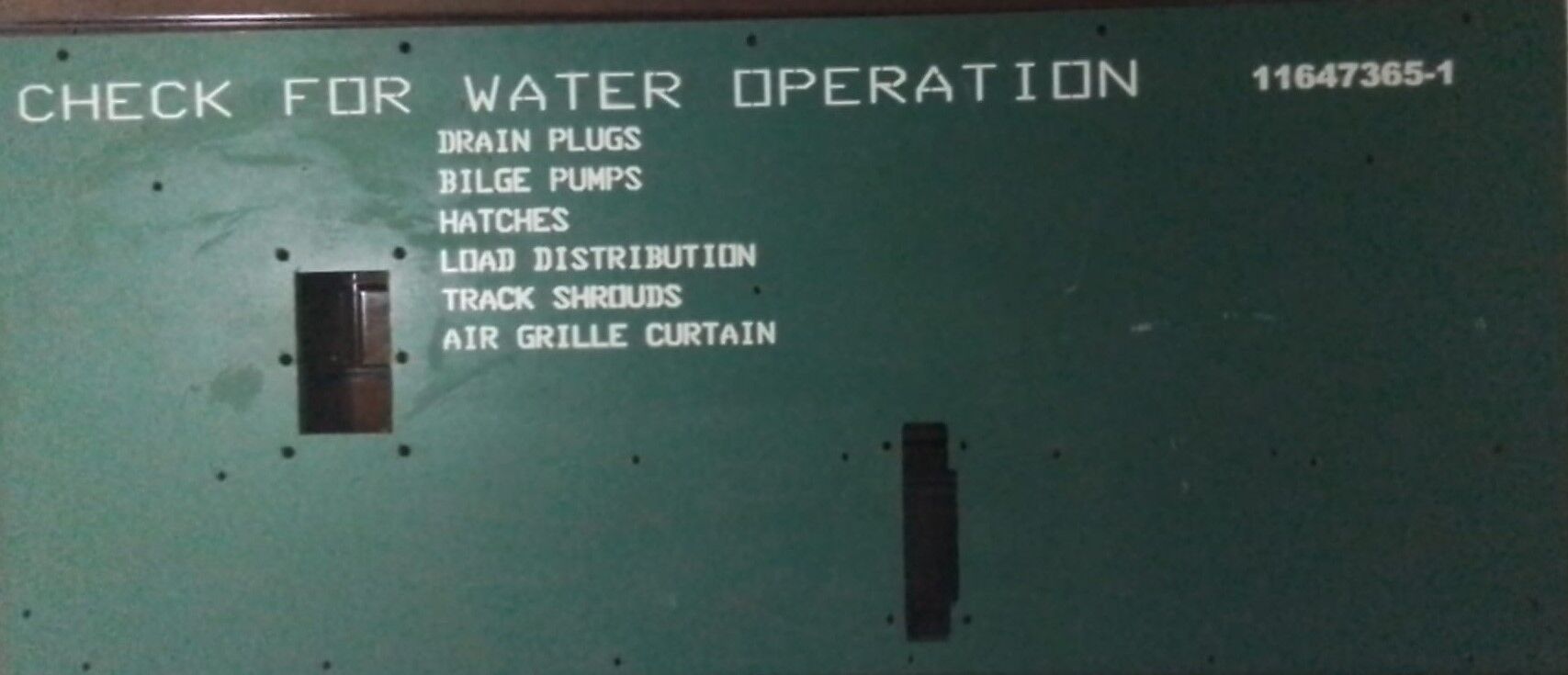 2510-00-476-6565	TRIM VANE	11647365-1