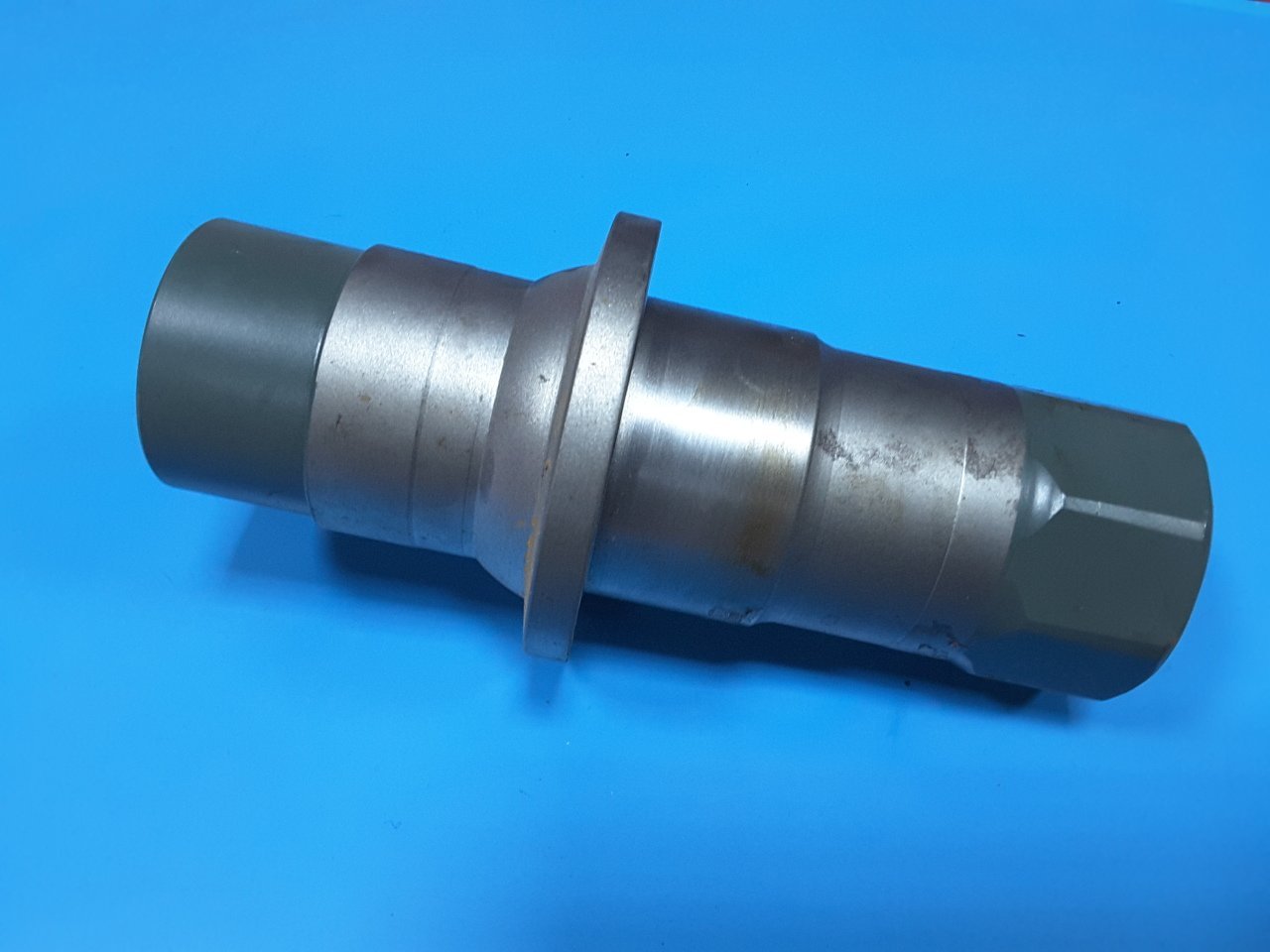 NUT,SLEEVE