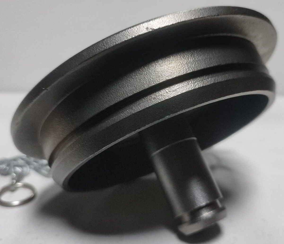 2930-12-186-9587	COVER,FILLER OPENING   	8732030586