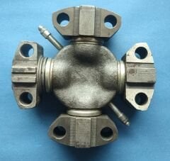 2520-00-001-3530	  SPIDER,UNIVERSAL JOINT	11640643    4187460