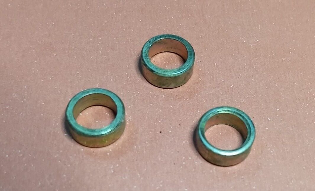 5365-00-177-8310	SPACER,SLEEVE       10865873