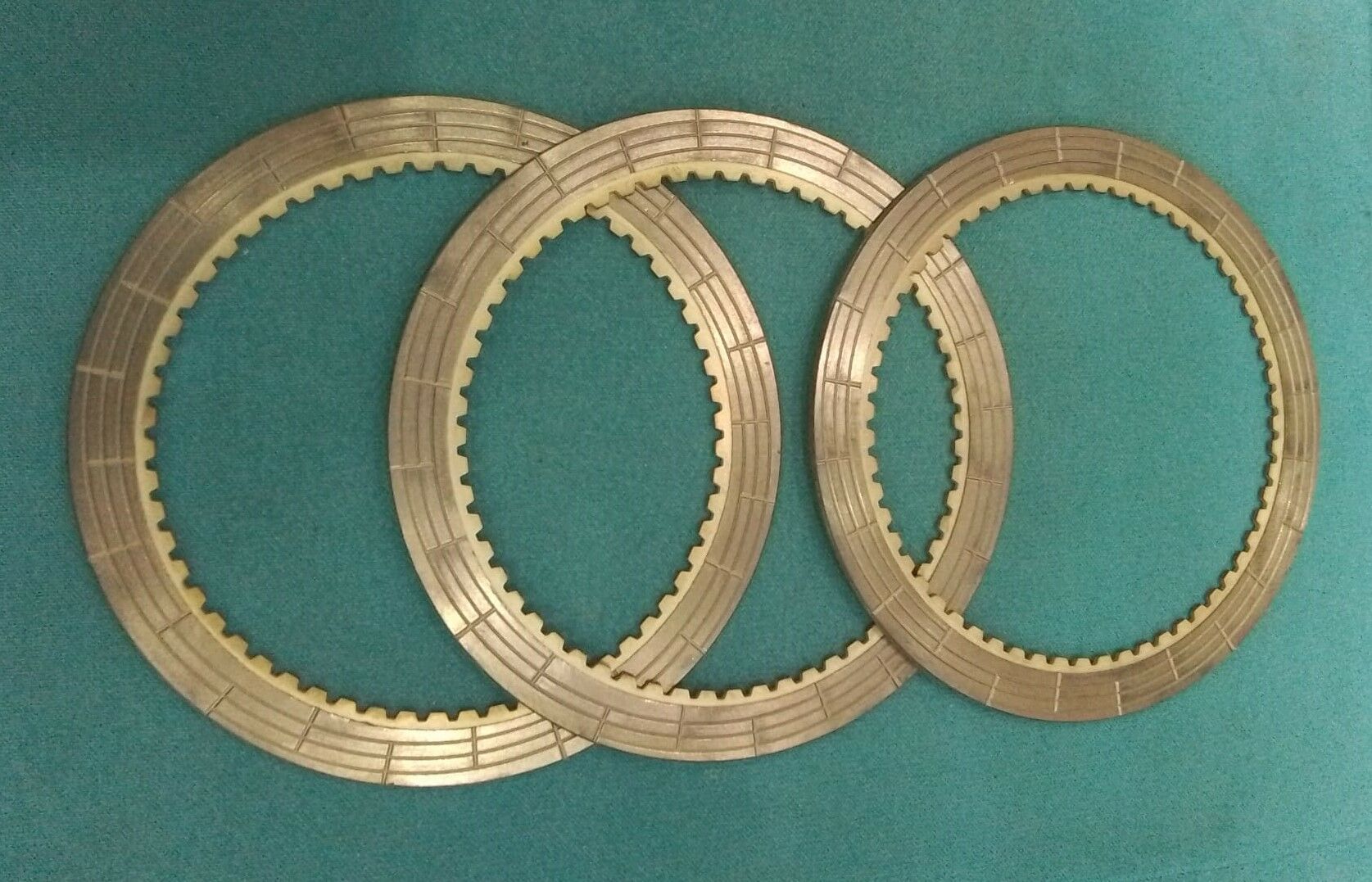 6835997 CLUTCH DISK 2520-00-169-0258