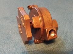 4210-00-825-1183	VALVE,FIRE EXTINGUISHER	10947623-1