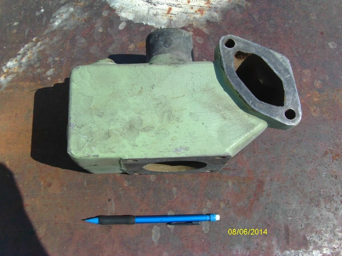 WATER OUTLET
