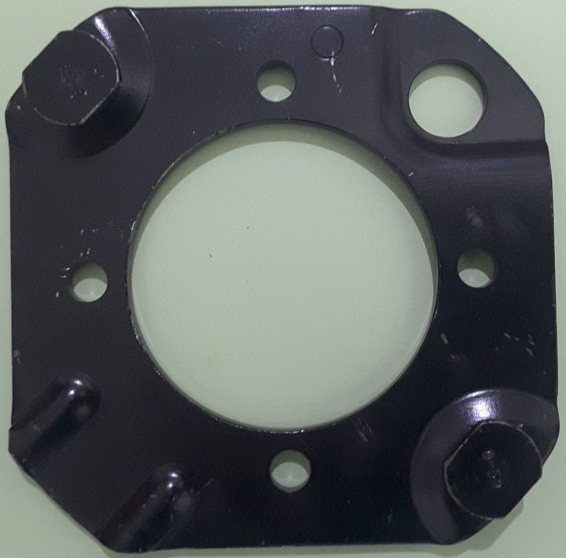 2530-99-722-2616	BACKPLATE        271451007253     A3236W2181