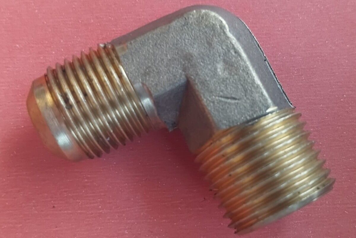 4730-99-882-0269	ELBOW    271451003438    8833176     8839695    1800945    13H3969