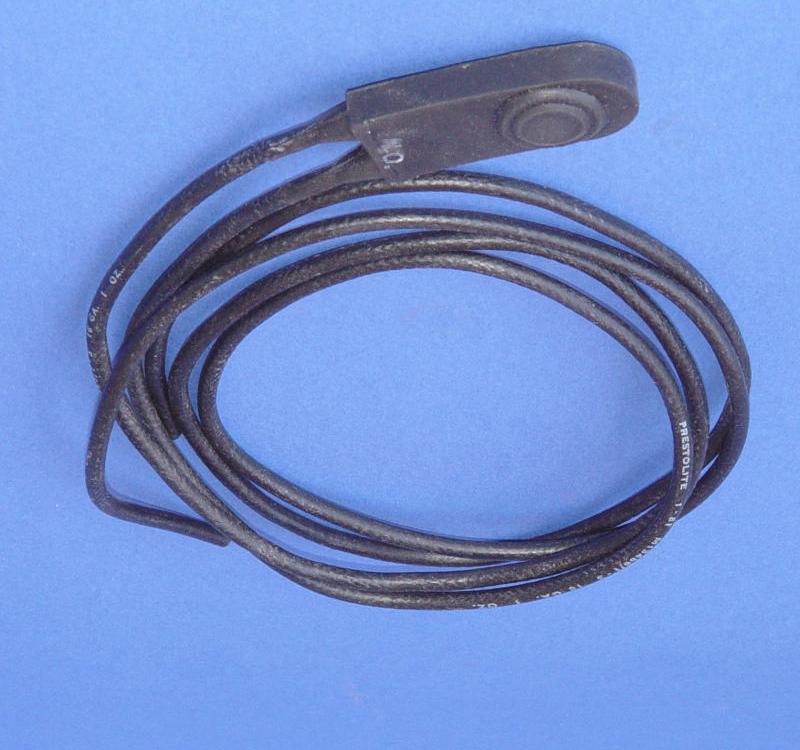 5930-00-699-9085    SWITCH,SENSITIVE    MS39058-1