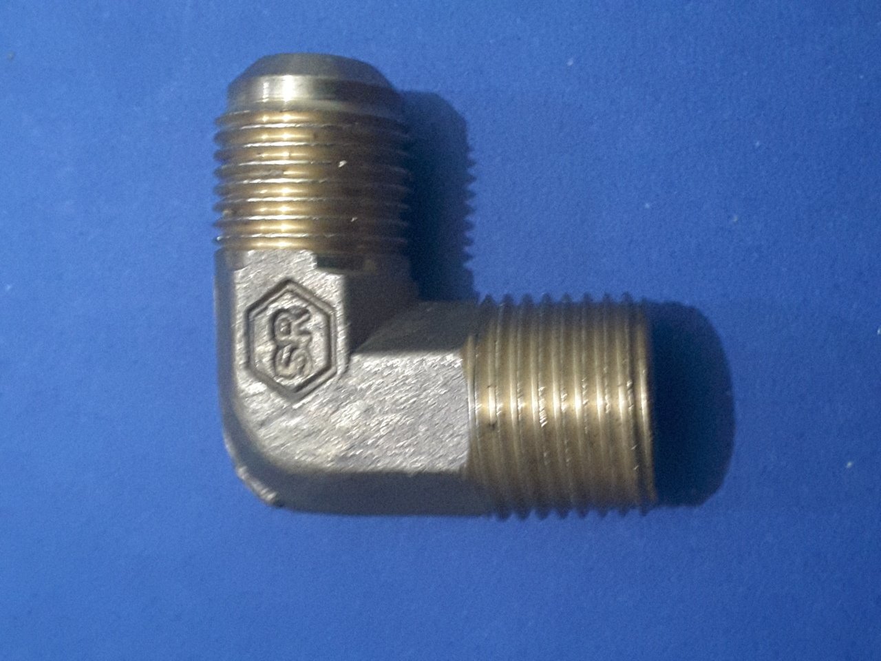 ELBOW, PIPE TO TUBE