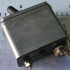SWITCH,TOGGLE
