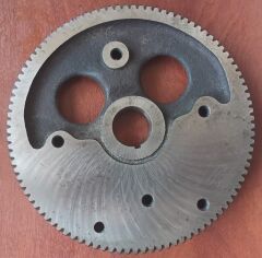 2815-00-933-5249    GEAR,CAMSHAFT    5135278     5133388