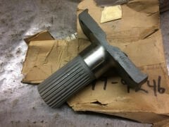 YOKE,UNIVERSAL JOINT