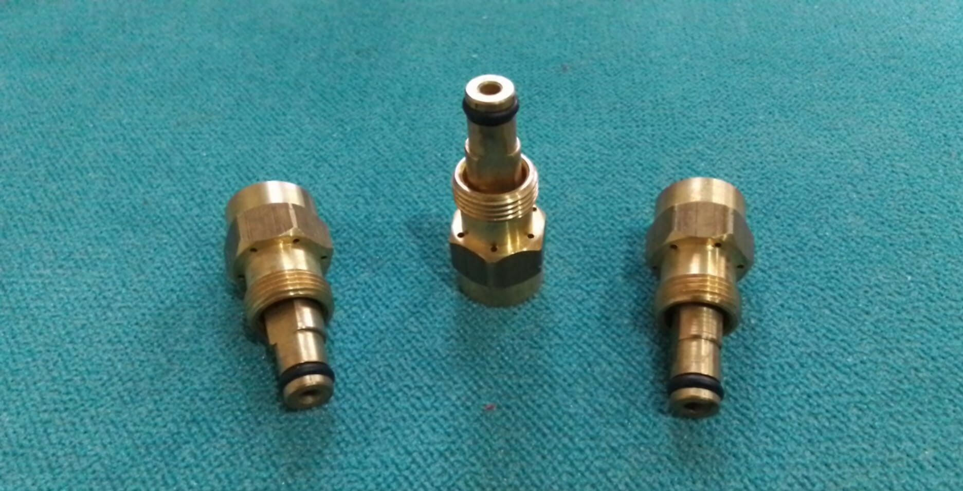 5232650 FUEL INJECTION NOZZLE 2910-00-423-0941