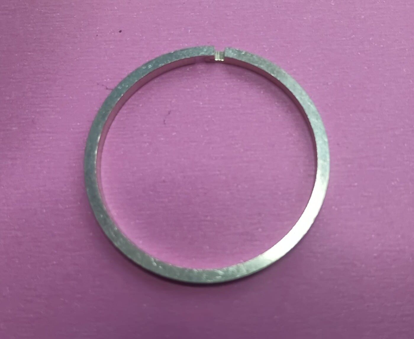 5330-00-737-4634	SEAL RING,METAL   7374634   6763299   302326R1   131738H1