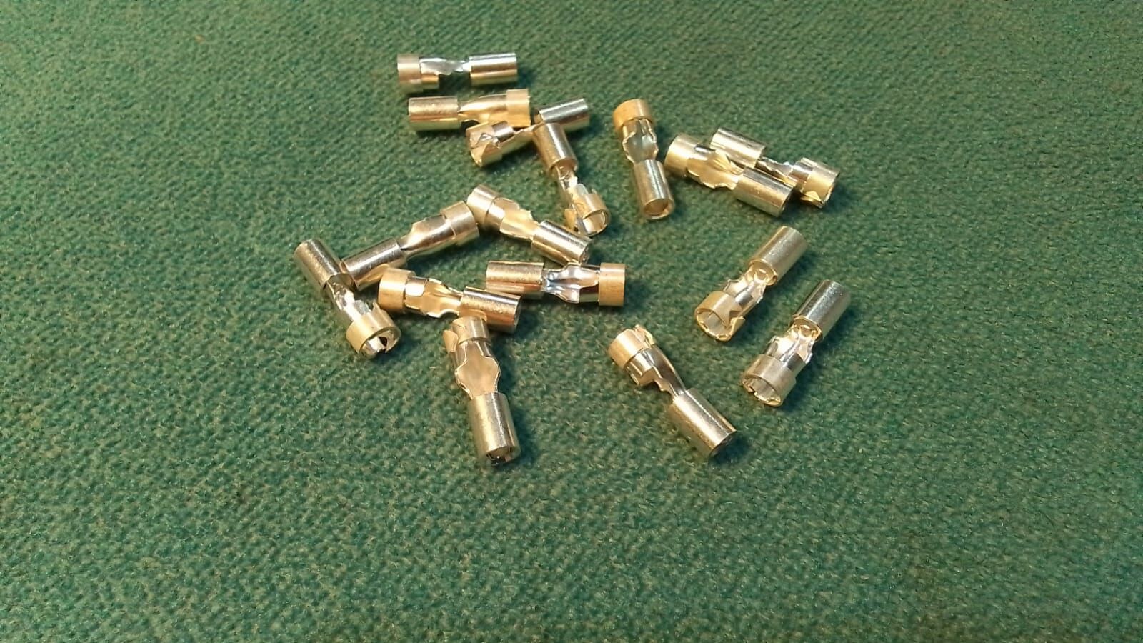 5940-00-399-6676   FEMALE TERMINAL    8338564