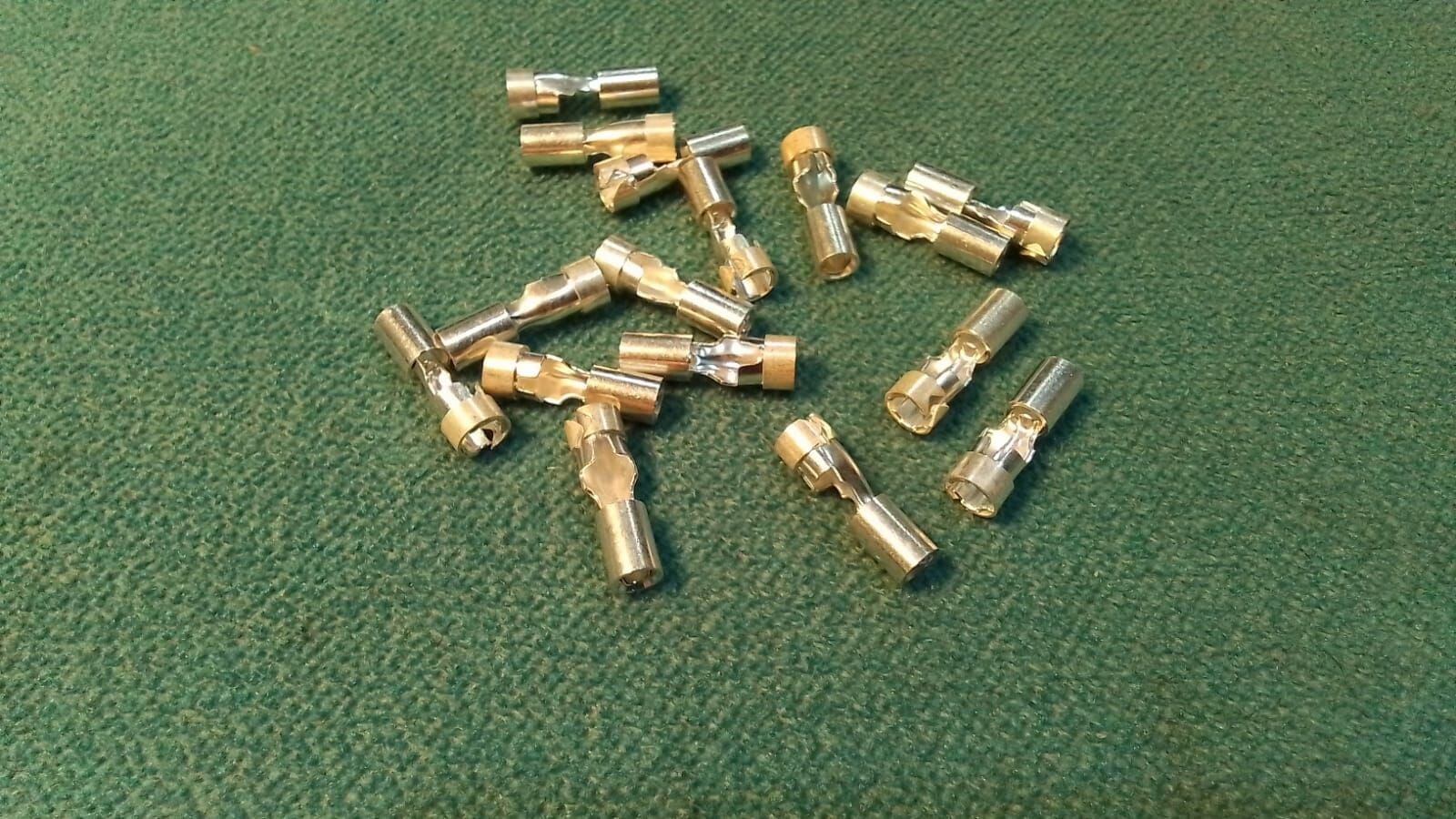 5940-00-399-6676   FEMALE TERMINAL    8338564