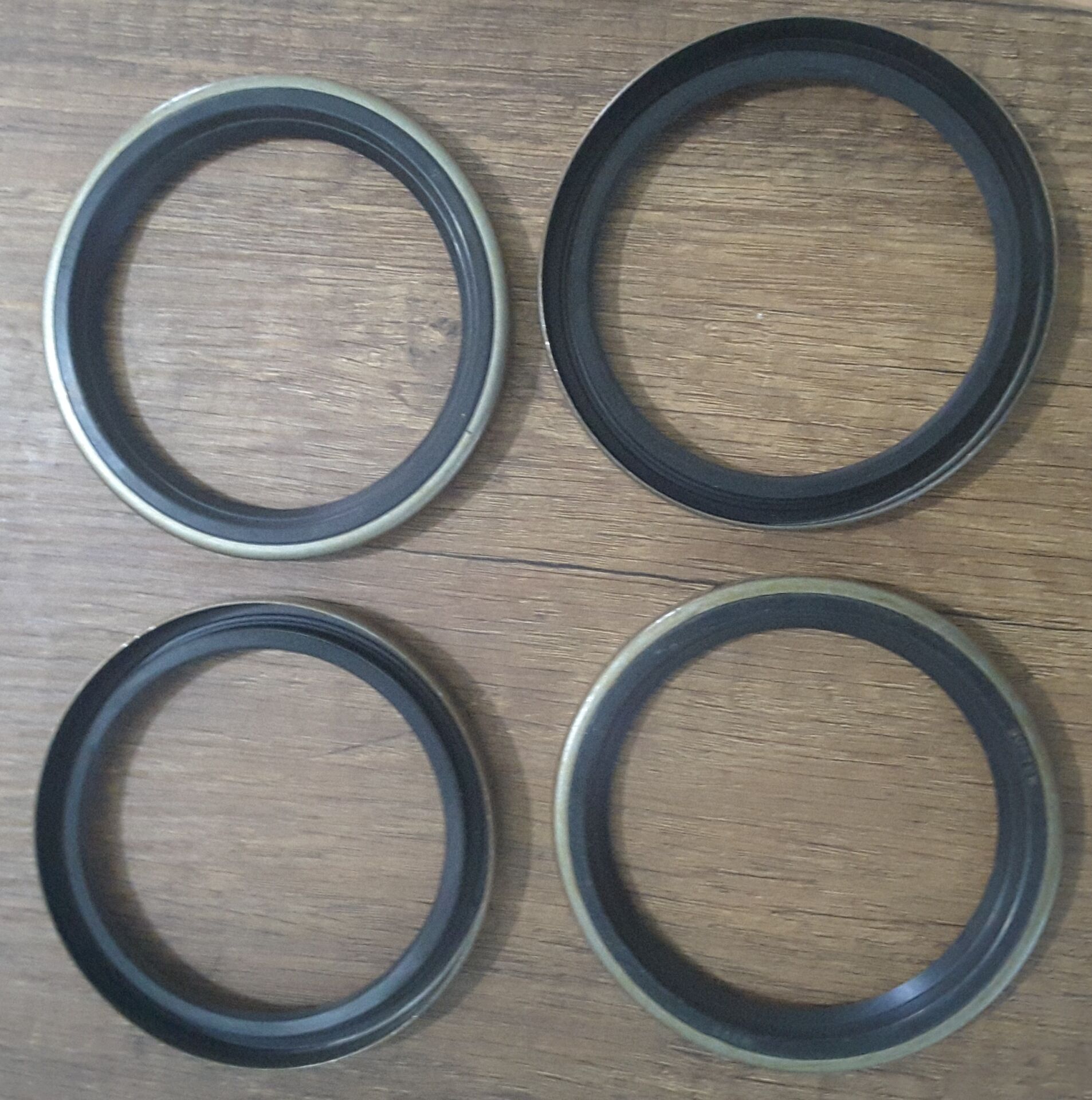 5330-00-808-8355     SEAL,PLAIN ENCASED       11633303