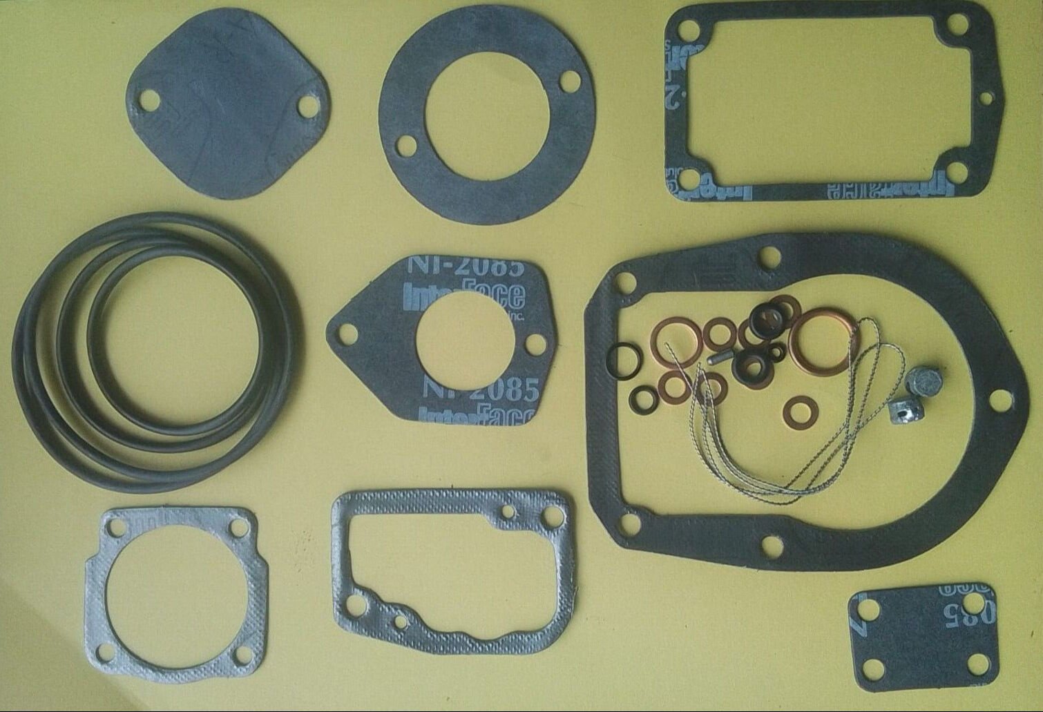 5702663        GASKET SET       5330-00-884-4807