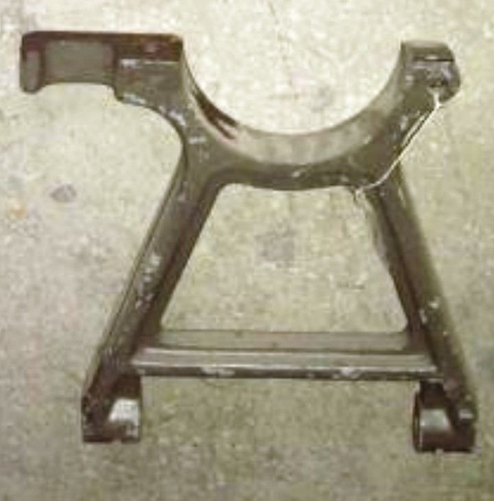 2510-00-556-5137    BRACKET,TRAVEL LOCK    11673892