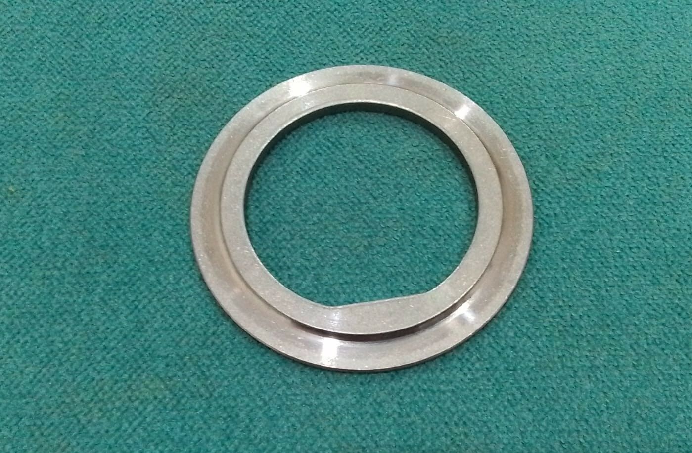 6013570073      WASHER,SHOULDERED     5310-12-300-7255