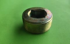 4730-00-930-2341	PLUG,PIPE	11589346      WW-P-471C