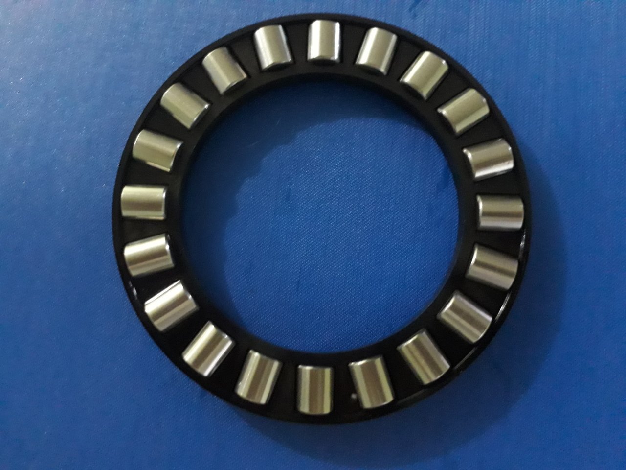 K81217    ROLLER BEARING  3110-12-198-5321