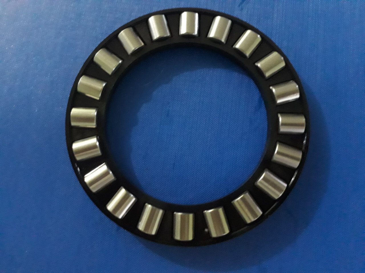 K81217    ROLLER BEARING  3110-12-198-5321