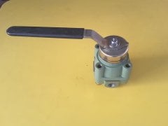VALVE,PLUG