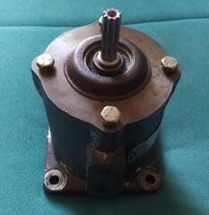 1015-00-178-0402      GEARBOX ASSEMBLY,NO-BACK     10951651