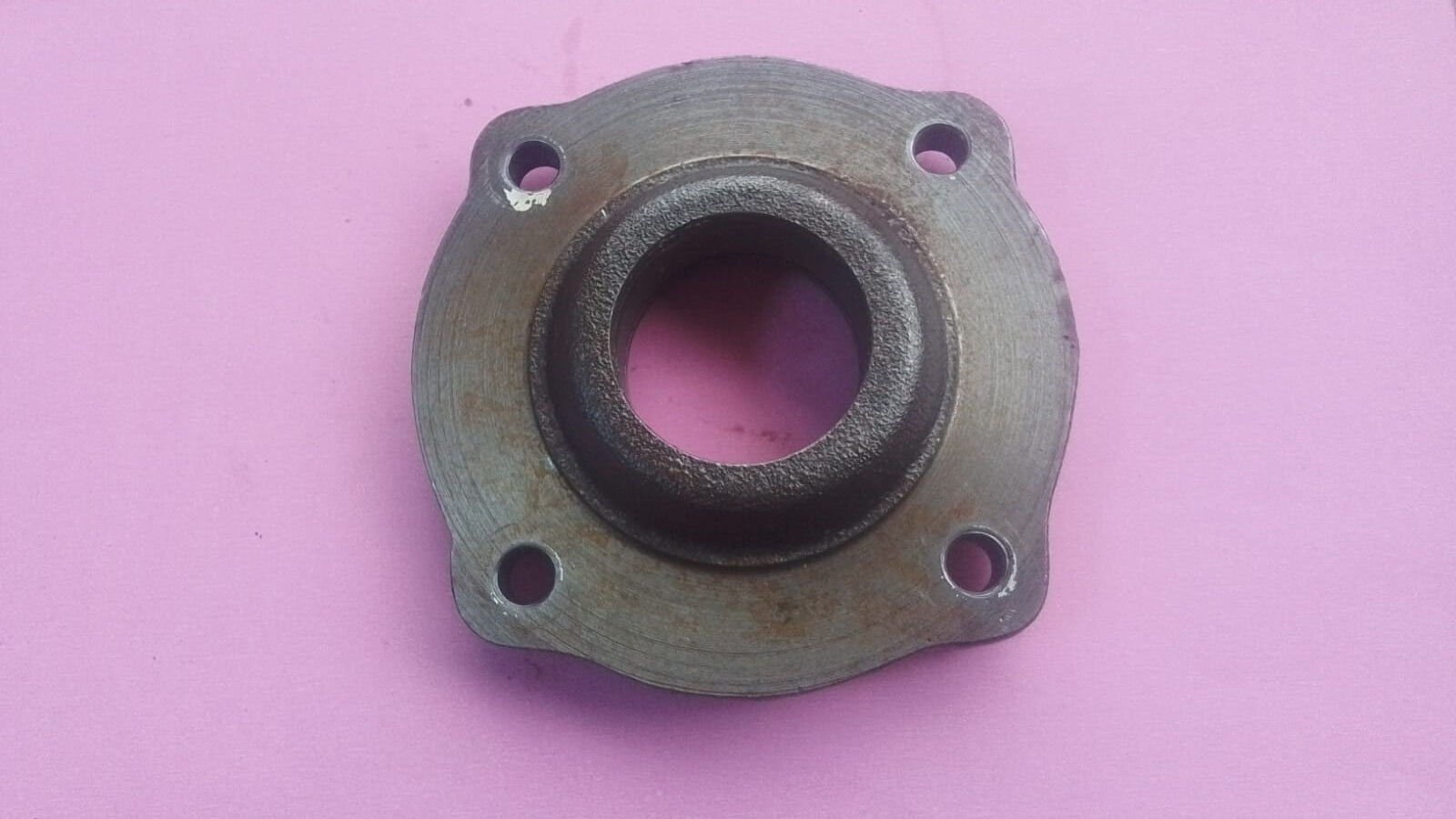 3110-01-024-6012       PLATE,RETAINING,BEARING    8734022