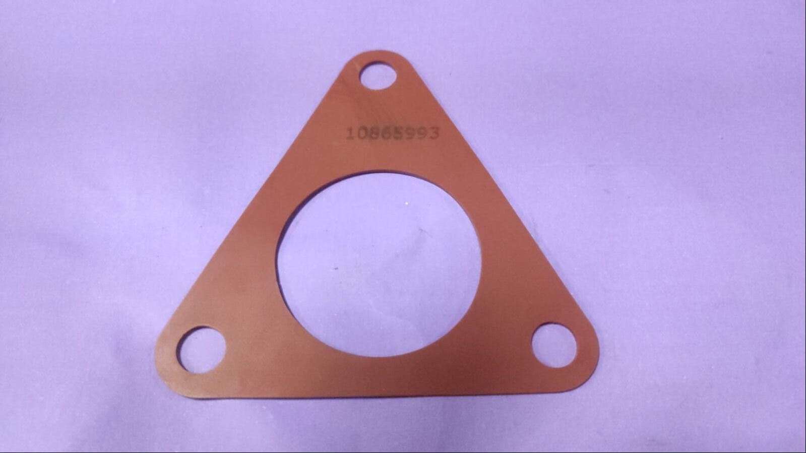 5330-01-365-6102	GASKET	10865993    5330-00-752-8939