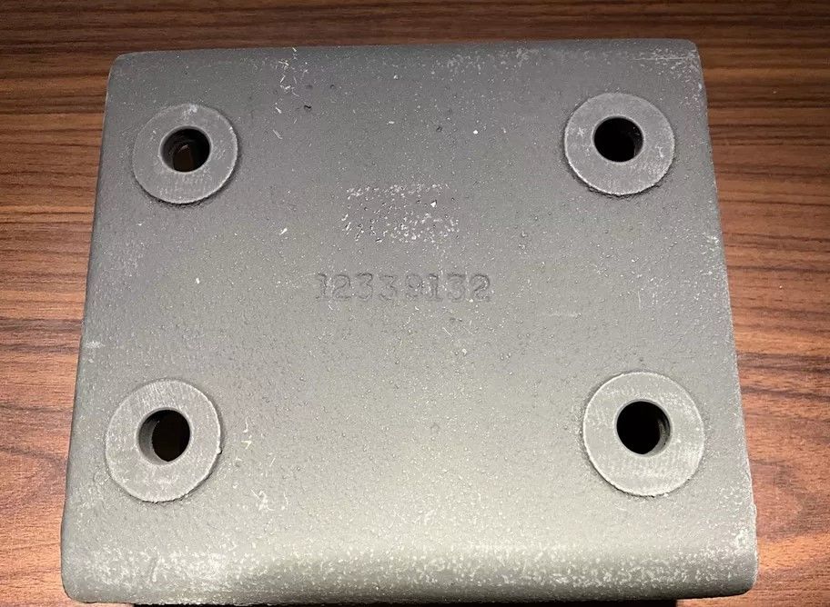 BRACKET,ENGINE MOUNT