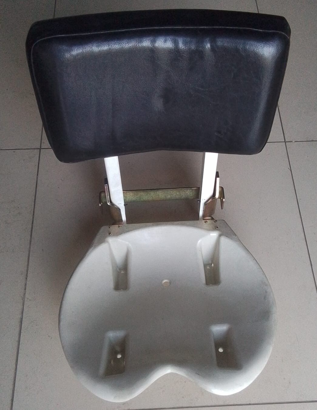 2540-01-246-1014   SEAT,VEHICULAR   12252707