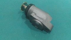 BRAKE CYLINDER,FRONT