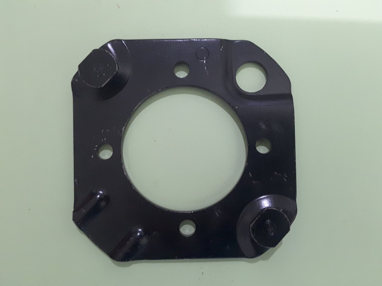 BACKPLATE