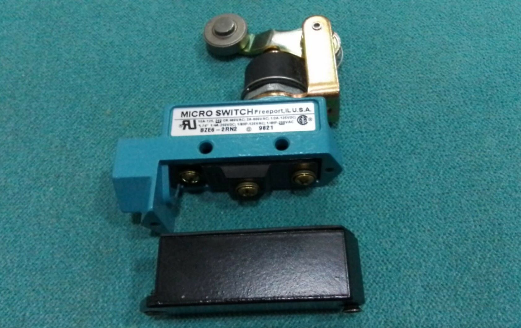 BZE6-2RN2 HONEYWELL LIMIT SWITCH