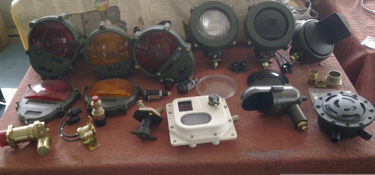 HEADLIGHT,BLACKOUT