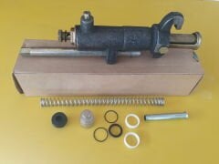 2530-00-204-9906   PARTS KIT,AIR HYD.BRAKE SLEEVE   5704212