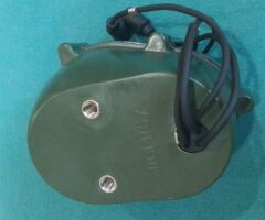 6220-01-093-4439    STOP LIGHT      11614157